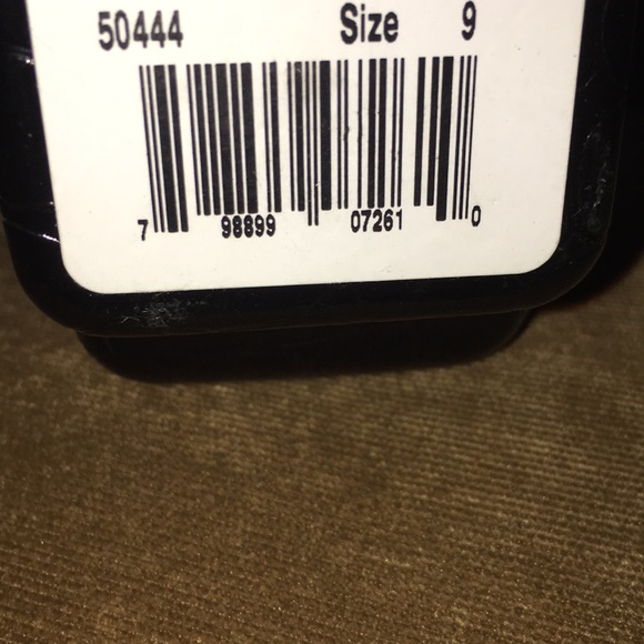 Statement ring NWT - Picture 3 of 3